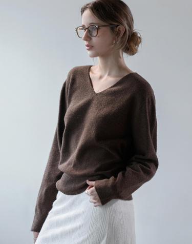 켈리도나휴 라운지 홀가먼트 브이니트 BROWN