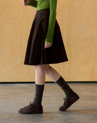 퍼프 라인 코듀로이스커트 BROWN