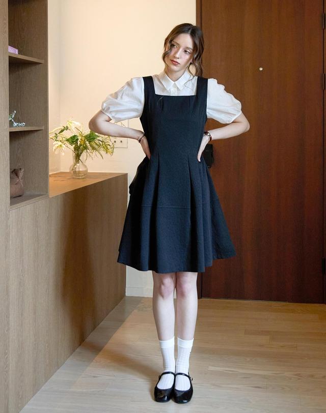 켈리도나휴 자가드 스퀘어 슬리브리스원피스_BLACK 착용컷