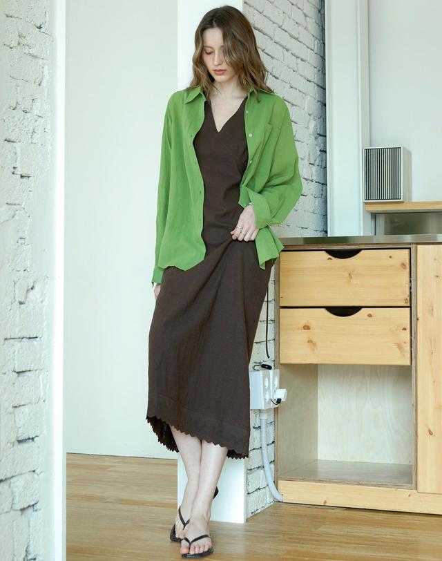 켈리도나휴 컬러 코튼 시스루셔츠_GREEN 착용컷