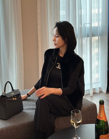 알테스 헤링본 울 패딩 밍크베스트 블랙 SA02