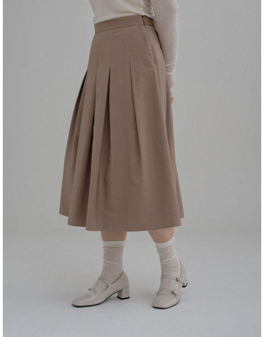 PLEATED MIDI SKIRT_BEIGE (플러스 빅사이즈)
