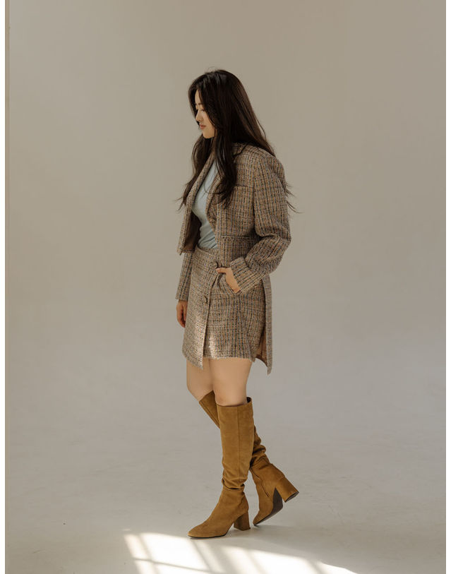 엘유비 TWEED TAILORED CROP JACKET_MULTI (SET-UP LINE) (플러스 빅사이즈) 멀티컬러 착용컷