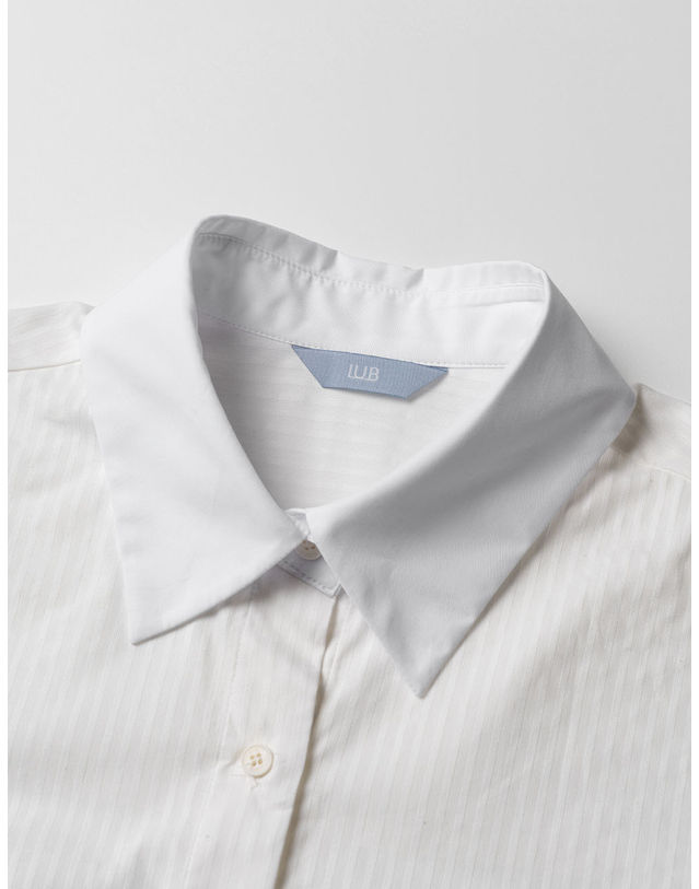 엘유비 OVERFIT STRIPE SHIRTS_WHITE (플러스 빅사이즈) 착용컷