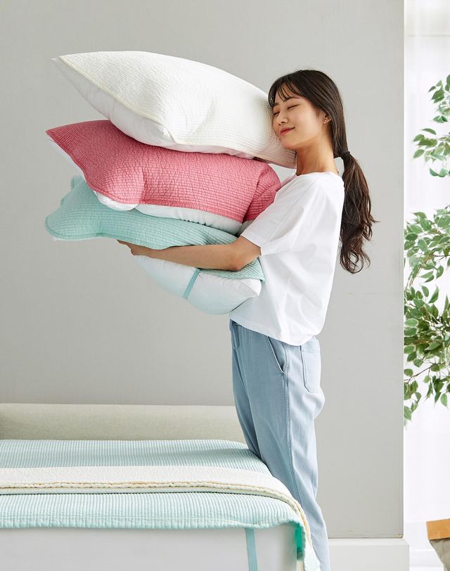 메종노아 (국내생산) 풍기 인견 패드1장+베개커버 2장 세트 착용컷