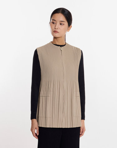 [플리츠미] 자가드 퀼팅 아웃 포켓 집업 베스트_EPVTW025009