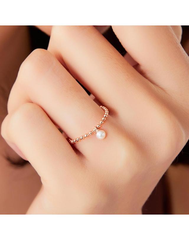 엘렌쥬얼리 14K 담수 진주 딸랑이 볼 체인 반지 착용컷
