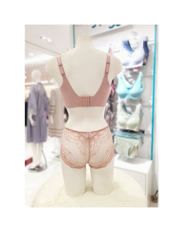트라이엄프 Triumph [갤러리아] Secret Slimming 일체형 노와이어 브라셋트TCEF112021 EF87R2529 착용컷