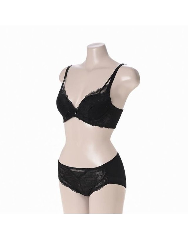 트라이엄프 Triumph [갤러리아] 블랙 논푸쉬 프링클 브라 햄팬티셋트 TFWBR712 TFWBP712 BK 착용컷