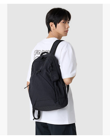[르꼬끄공식] 경량 데일리 백팩 (22L) QR323ABP71