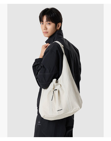 [르꼬끄공식] 경량 데일리 쇼퍼백 QR323ABG74