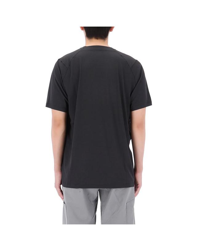 아크테릭스 26SS 아크테릭스 코막 로고 반팔 티셔츠 X000010293 BLACK 착용컷