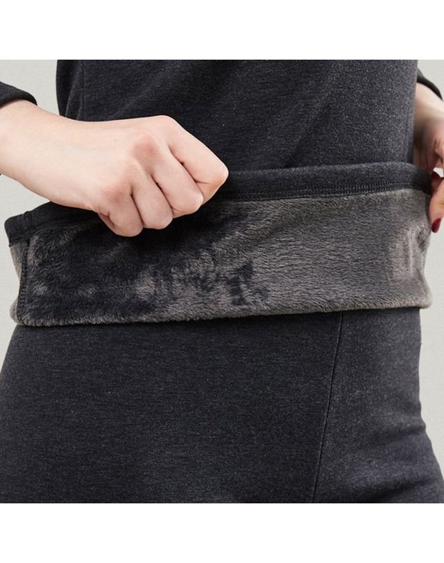 피앤알 [갤러리아] 여성 방풍 융 기모 발열 내의 상의 착용컷