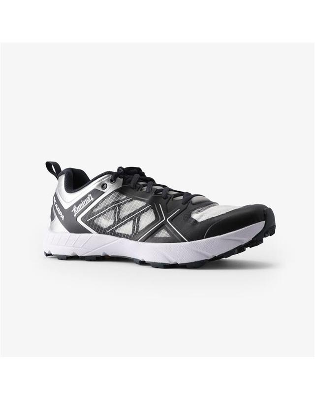 에르노 에르노 라미나 x 스카르파 남성 스니커즈 SH002UL SHOE1 9200 착용컷