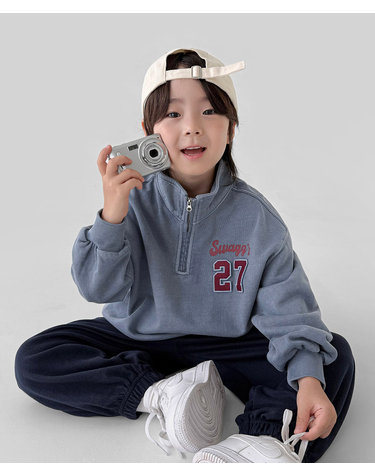 스웨거 다잉 반짚업 맨투맨