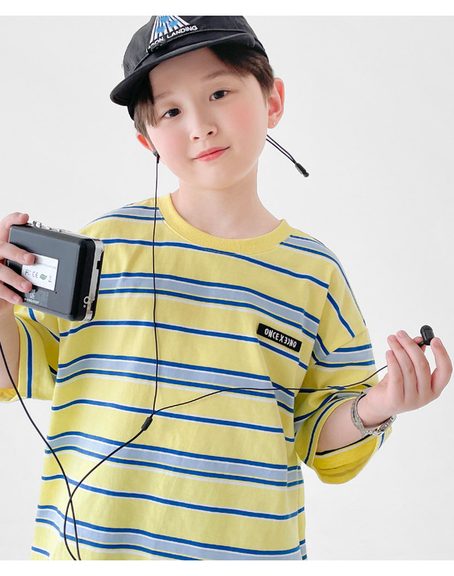 베리클로젯 라디오 스트라이프 반팔티 착용컷