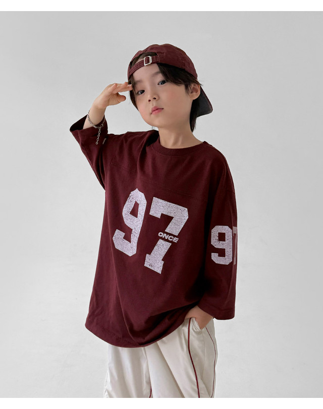 베리클로젯 킥 오프 7부 티셔츠 착용컷