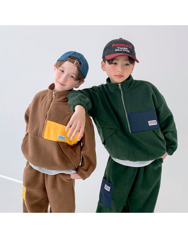 베리클로젯 [기모] 키치 블럭 아노락 맨투맨 착용컷