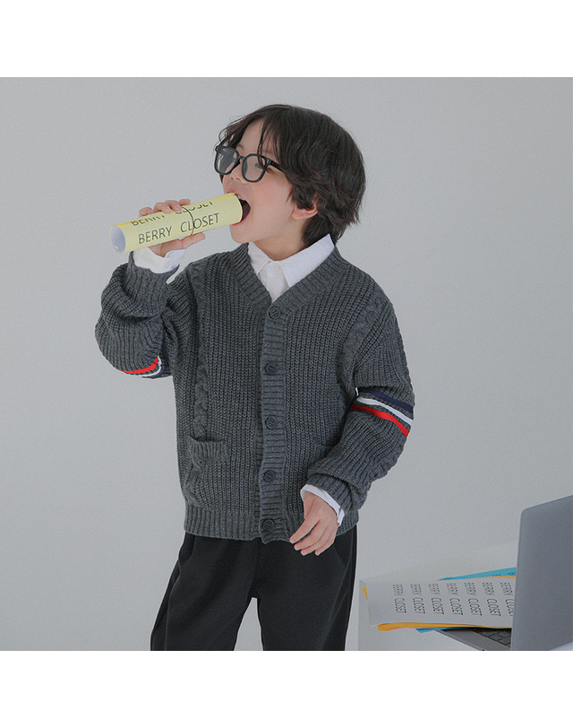 베리클로젯 톰스 브릿지 가디건 착용컷