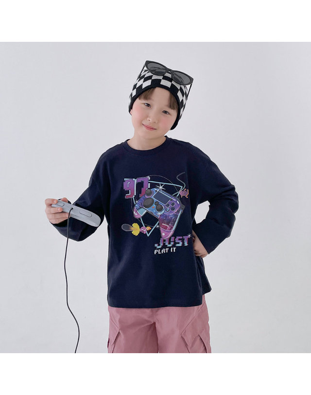 베리클로젯 플스 데이 티셔츠 착용컷