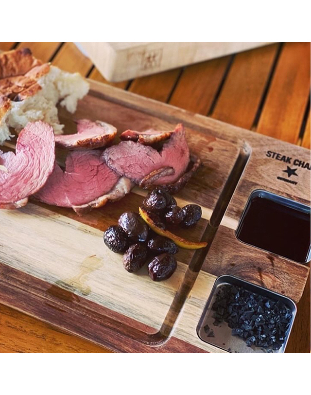스테이크 챔프 [스테이크챔프] 도마&우드트레이 스테이크 써빙도마 착용컷