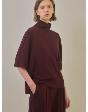 merino wool 70% silk 30% | back button knit top - Burgundy
