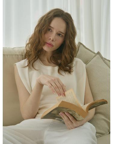 merino wool 70% silk 30% | cap sleeve knit top - White