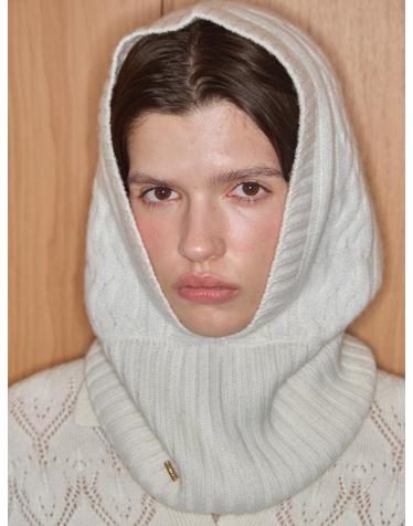 cashmere 100% | cable knit hood warmer - White