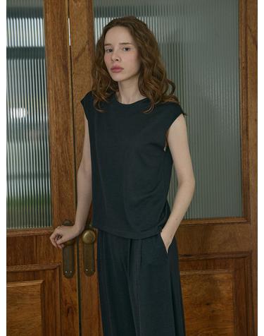 silk 30% merino wool 70% | sleeveless knit top - Navy