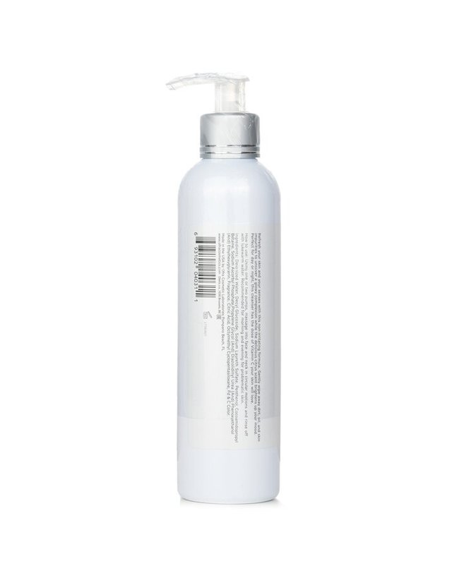오프라 코스메틱스 오프라 코스메틱스 C 클렌저 240ml 착용컷