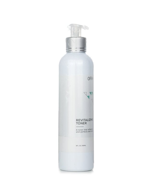 오프라 코스메틱스 오프라 코스메틱스 리바이탈라이징 토너 240ml 착용컷