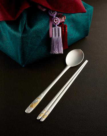 [각인서비스] 한국도자기 리한 잉어 금부 예단 은수저 1인 2인 세트 (은99%/1벌112.5g) + 비단포장/기프트백