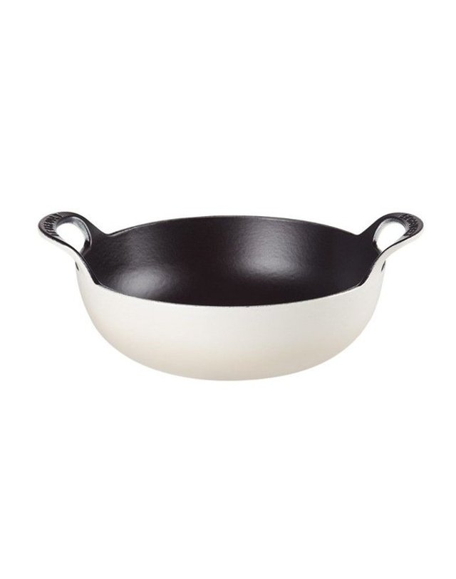 르크루제 [갤러리아] 무쇠 발티 디쉬 24cm 착용컷