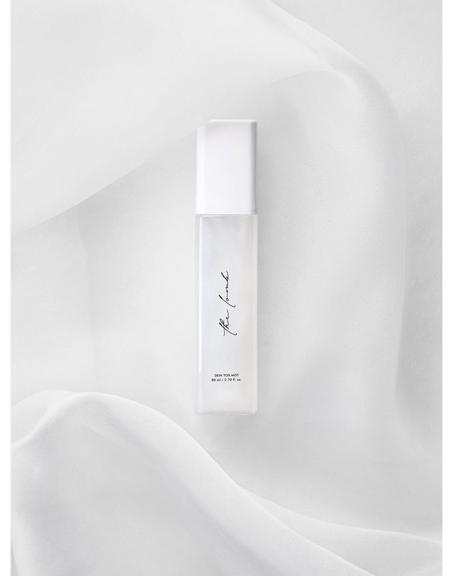 더롬브 스킨 톡스 미스트 (80ml) 착용컷