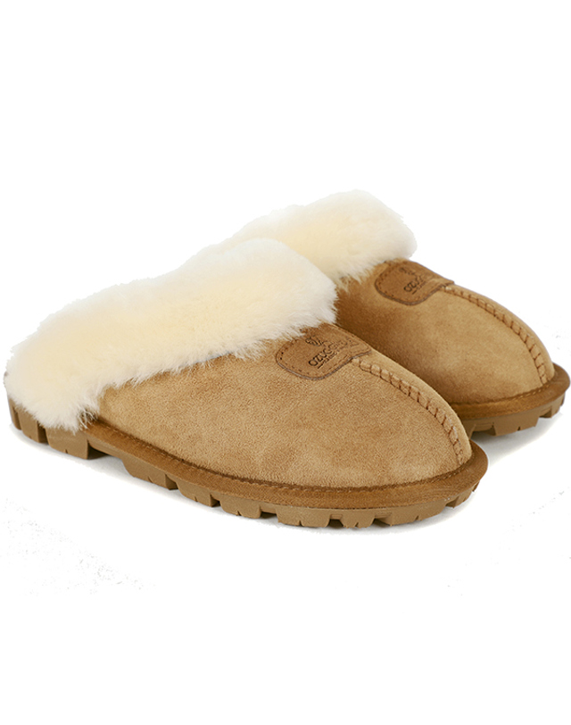 오즈웨어 오즈어그웨어 UGG 양털 슬리퍼 코케트 (OUW111-CHESTNUT) 착용컷