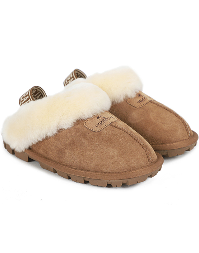 오즈웨어 오즈어그웨어 양털 슬리퍼 UGG 코케트 백스트랩 (OUW111EB-CHESTNUT) 착용컷