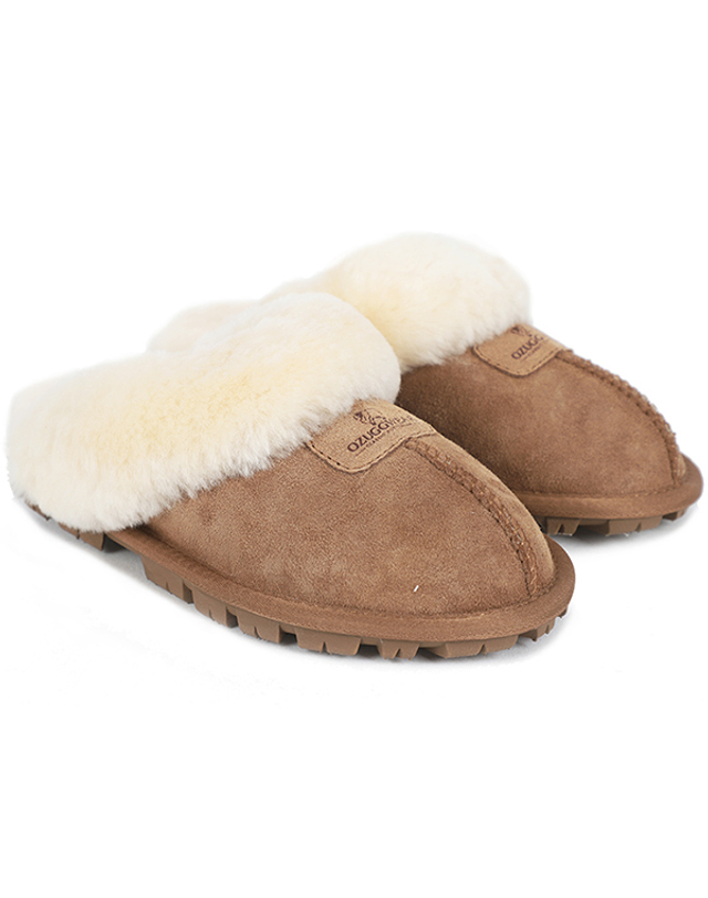 오즈웨어 오즈어그웨어 키즈 양털 슬리퍼 UGG 코케트 (OUW139-CHESTNUT) 착용컷