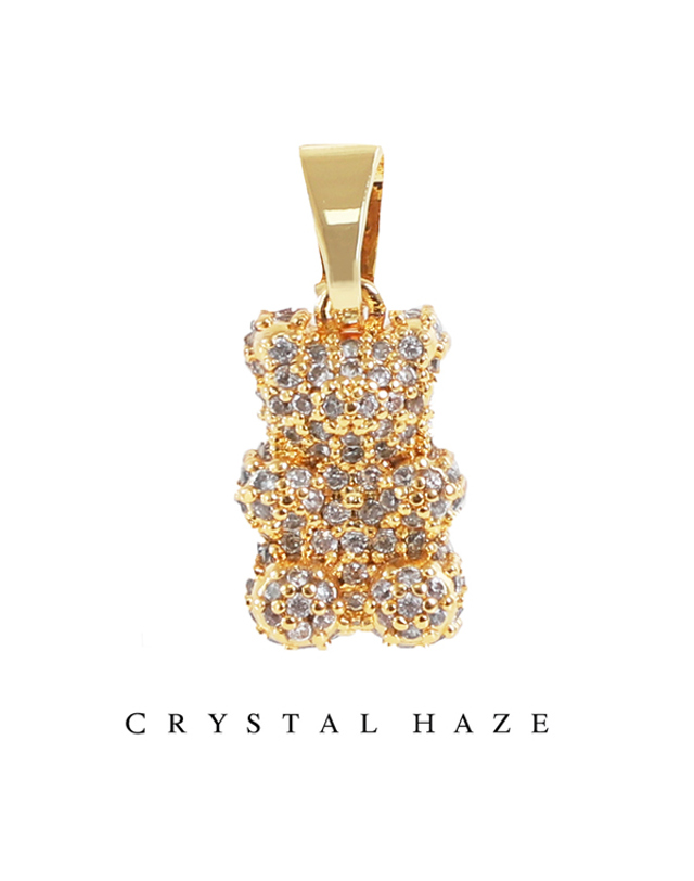 크리스탈 헤이즈 크리스탈 헤이즈 펜던트 Pave Nostalgia Bear Pendant - Pave Clear (PNB-PaveClear) 착용컷