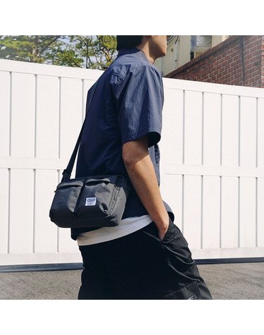 [갤러리아] 아웃도어프로덕츠 데일리 크로스 메신저백 WO13ZUOABZ30