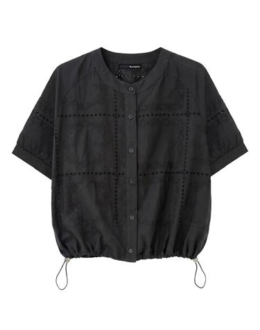 펀칭 라운드넥 밑단 스트링 반팔 블라우스 (XQ2BA064L0)