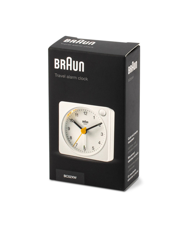 브라운 [BRAUN] BC02XW 공용 탁상시계 착용컷