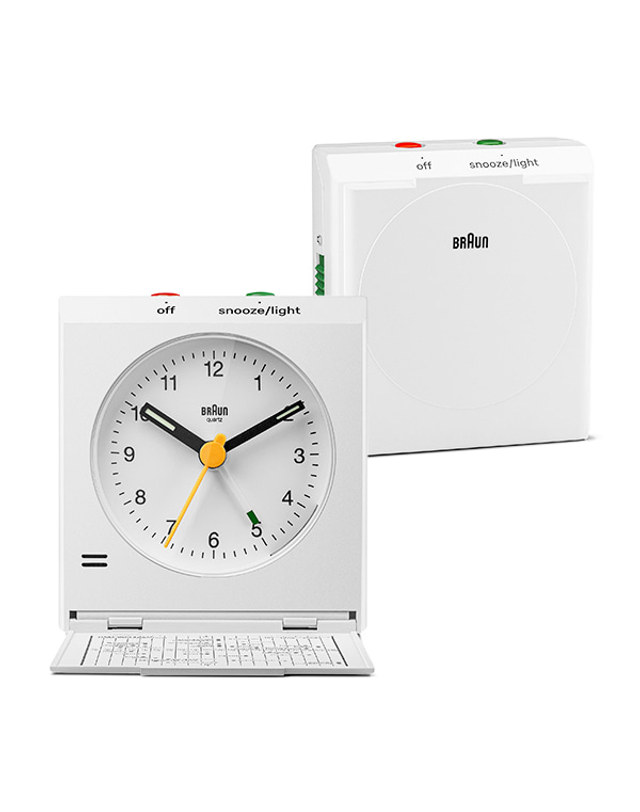 브라운 [BRAUN] BC05W 공용 탁상시계 착용컷