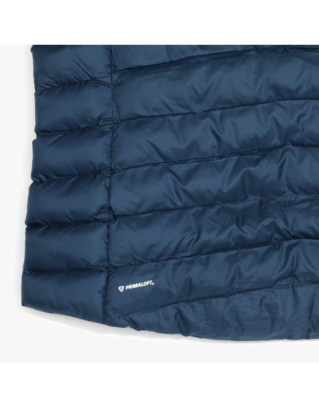 랩 RAB QIP-25 TEMPEST BLUE 씨러스 알파인 남성 자켓 착용컷