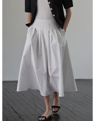 Tuck pleats long skirt - White