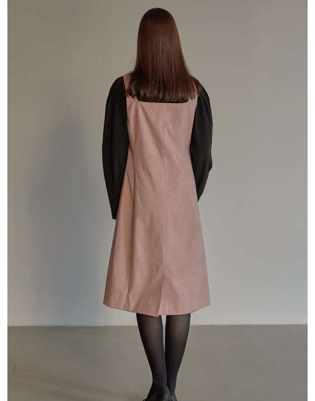 비뮤즈맨션 Suede sleeveless dress - Coral pink 착용컷