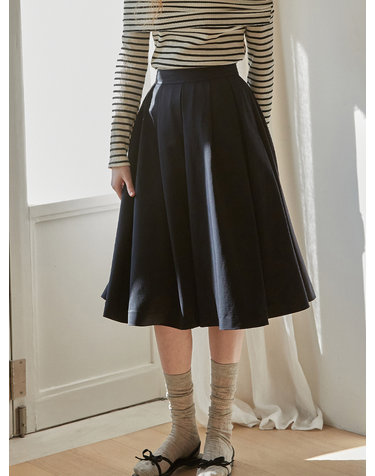 Satin tuck flare skirt - Navy