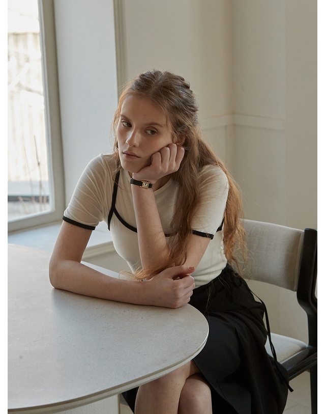 비뮤즈맨션 Combination layered t shirt set - Ivory 착용컷