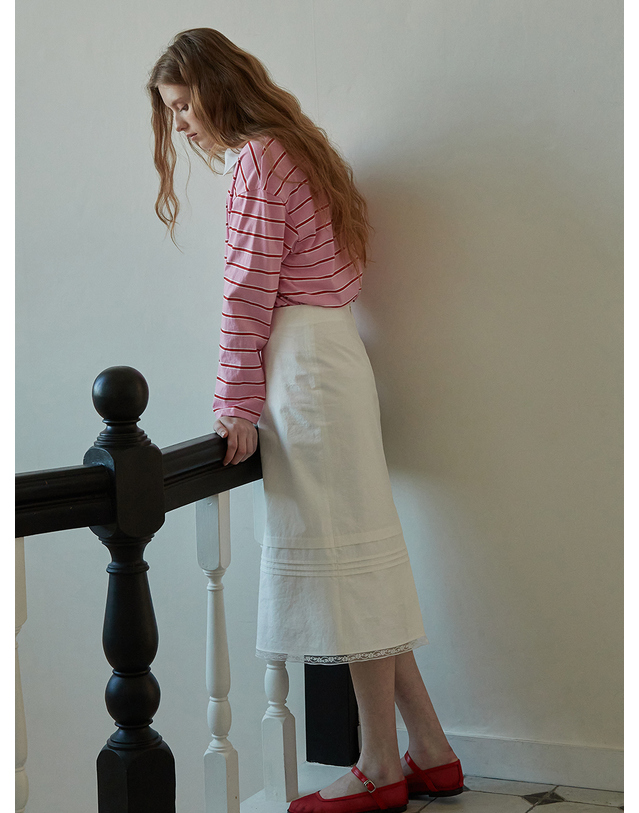 비뮤즈맨션 Pintuck lace H-line skirt - Off white 착용컷