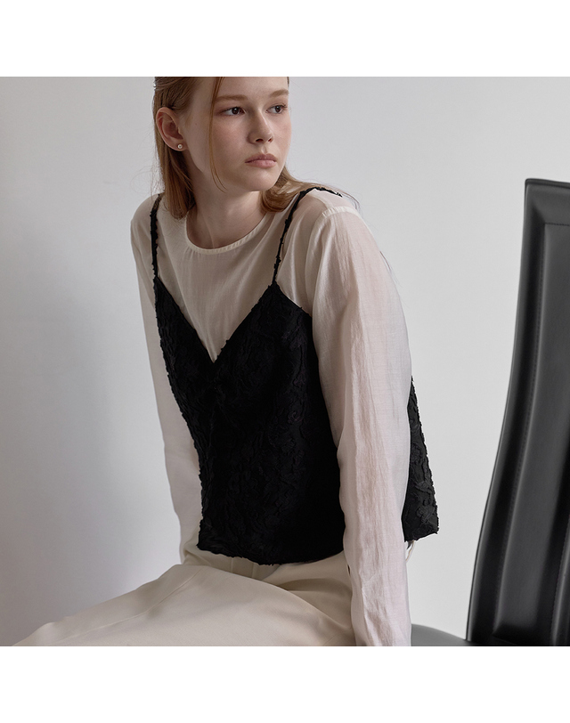 비뮤즈맨션 Jacquard bustier blouse - Black 착용컷