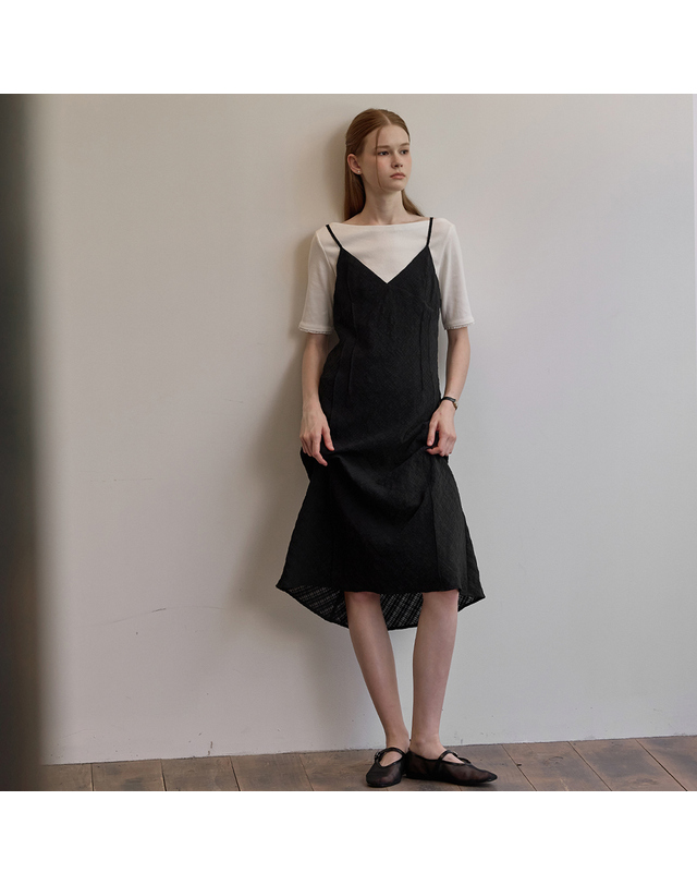 비뮤즈맨션 Bias check layered dress - Butter cream 착용컷